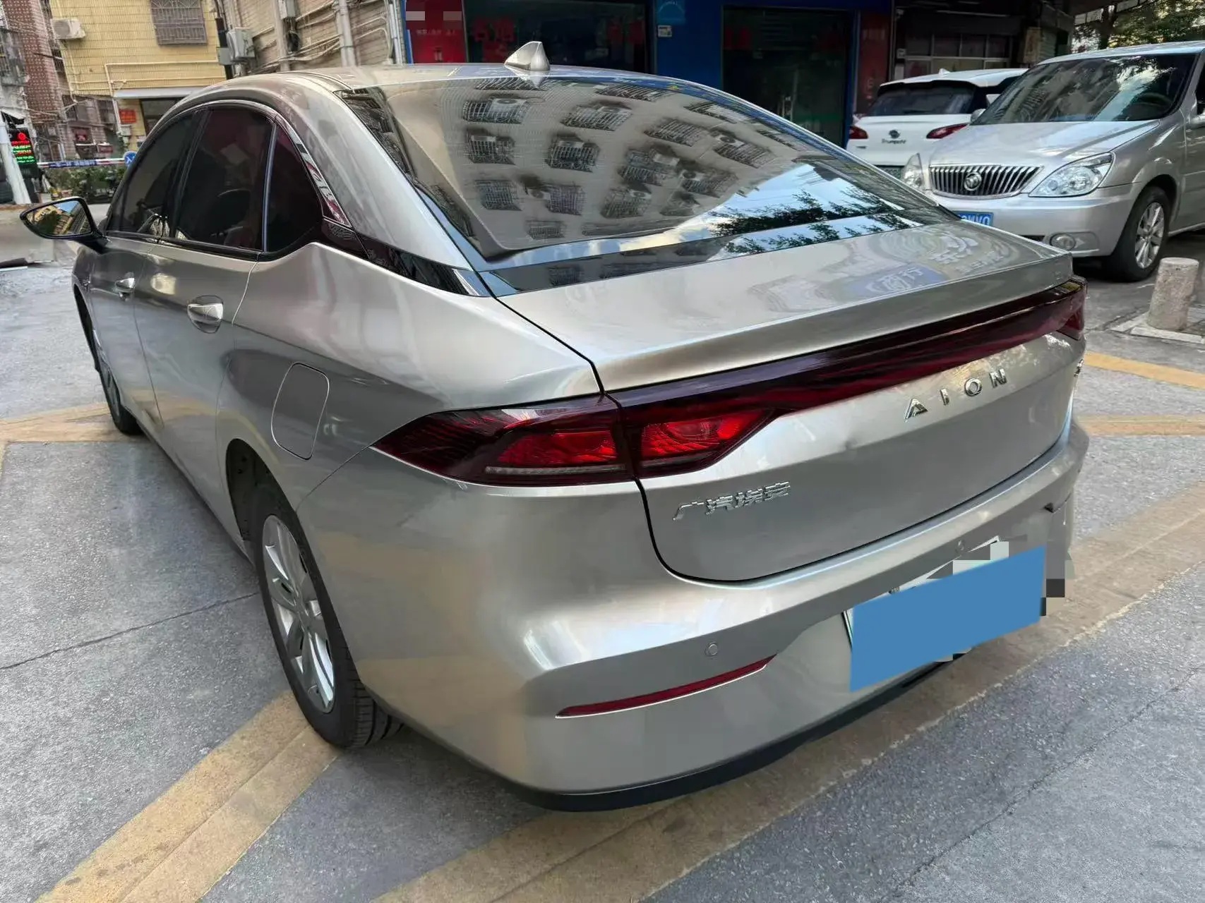 2023 AION S thumbnail 3