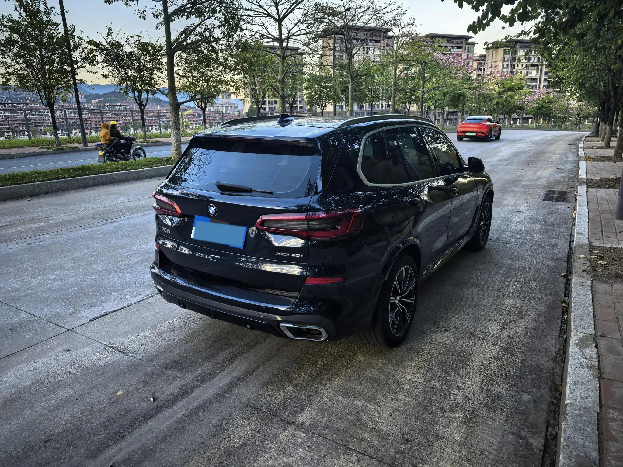 2020 BMW X5 thumbnail 3
