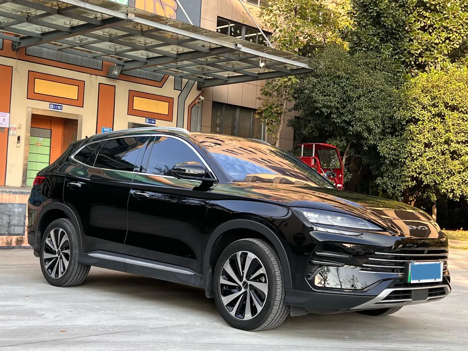 2023 BYD SONG thumbnail 3