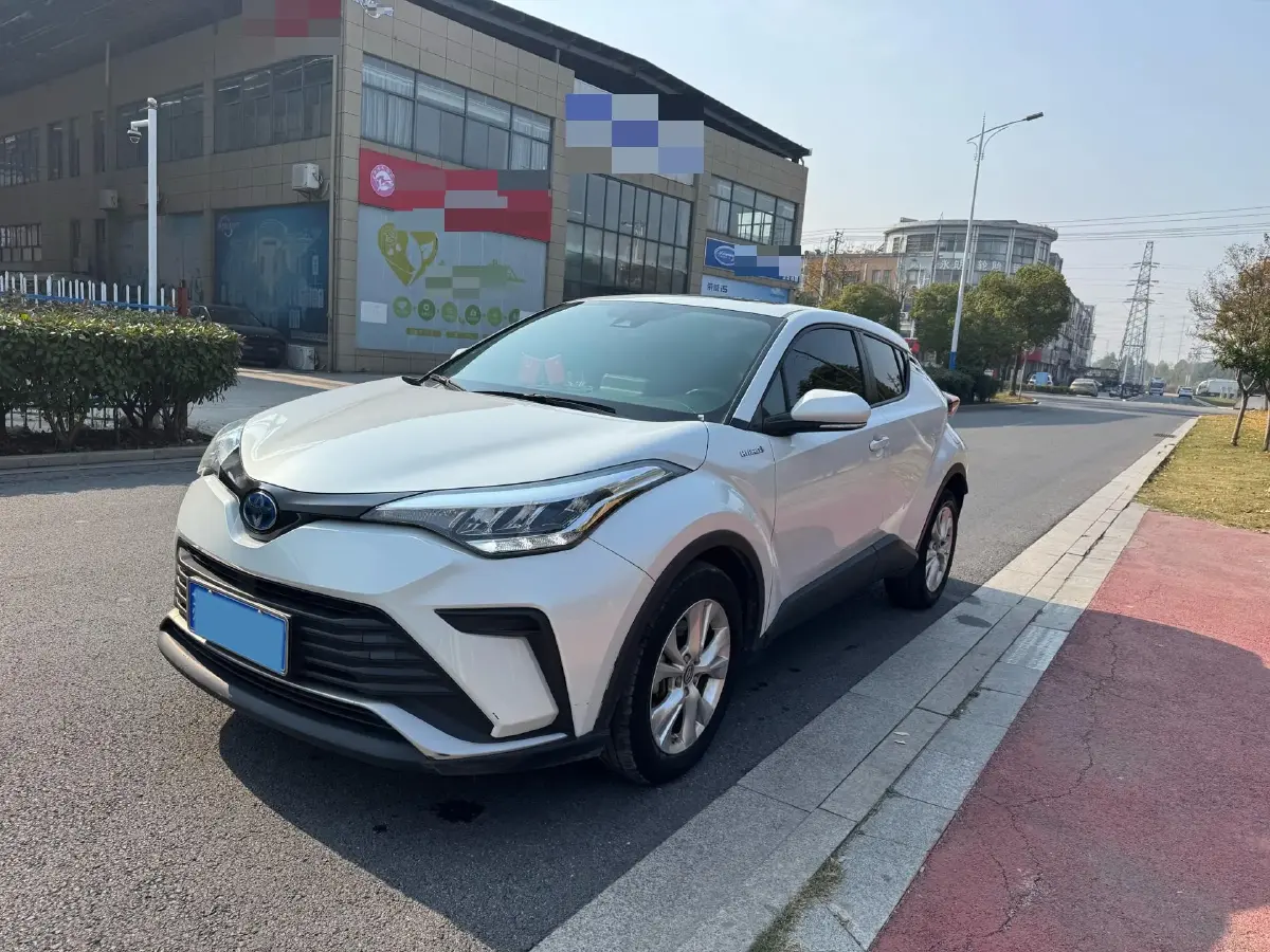2021 Toyota Izoa 2.0L 146HP L4 E-CVT Hybrid
