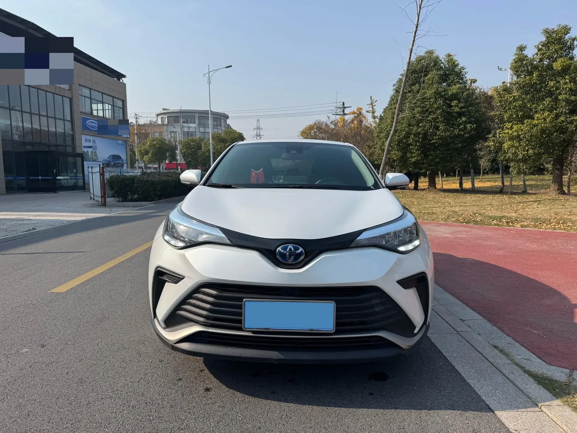 2021 TOYOTA IZOA thumbnail 2