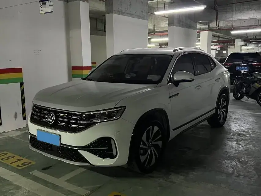 2023 Volkswagen Tayron X 2.0T 186HP L4 7DCT