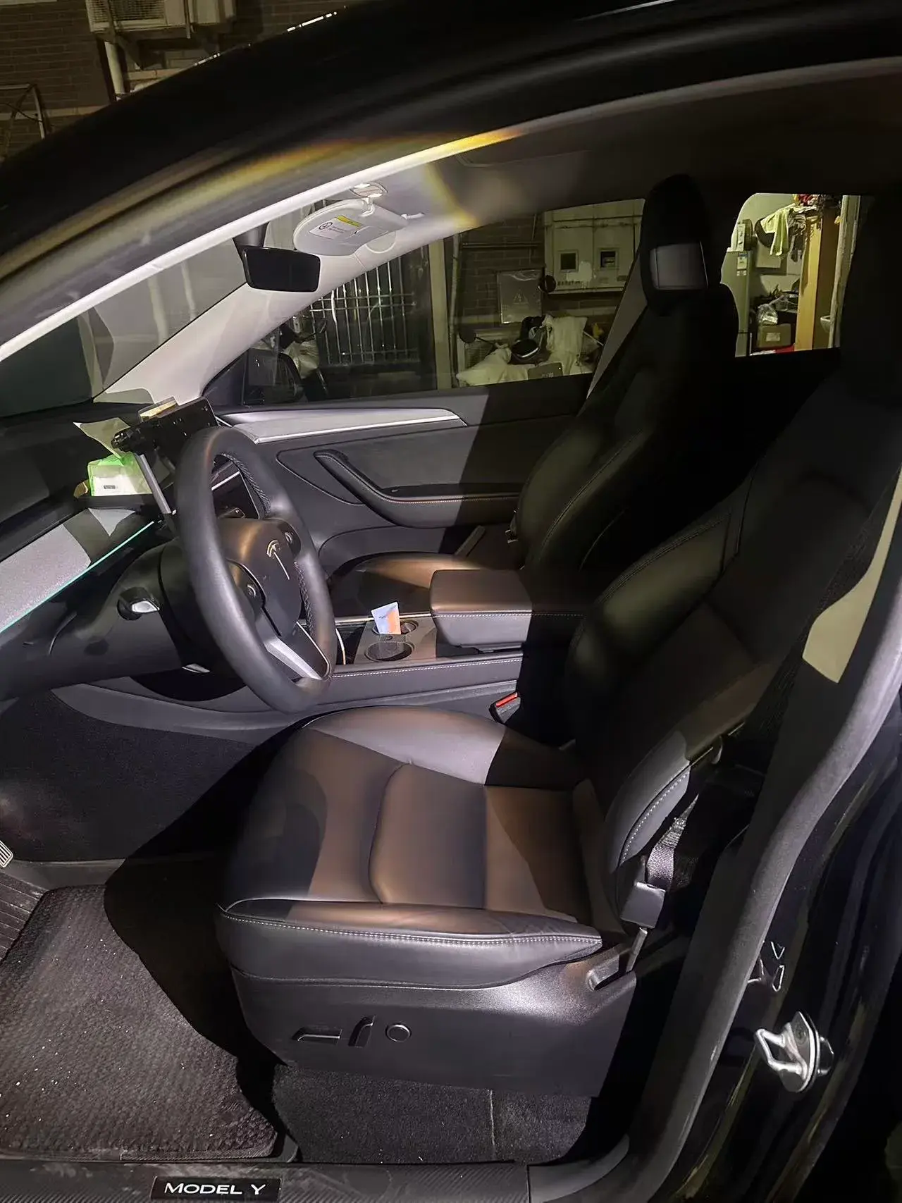 2023 TESLA MODEL thumbnail 3