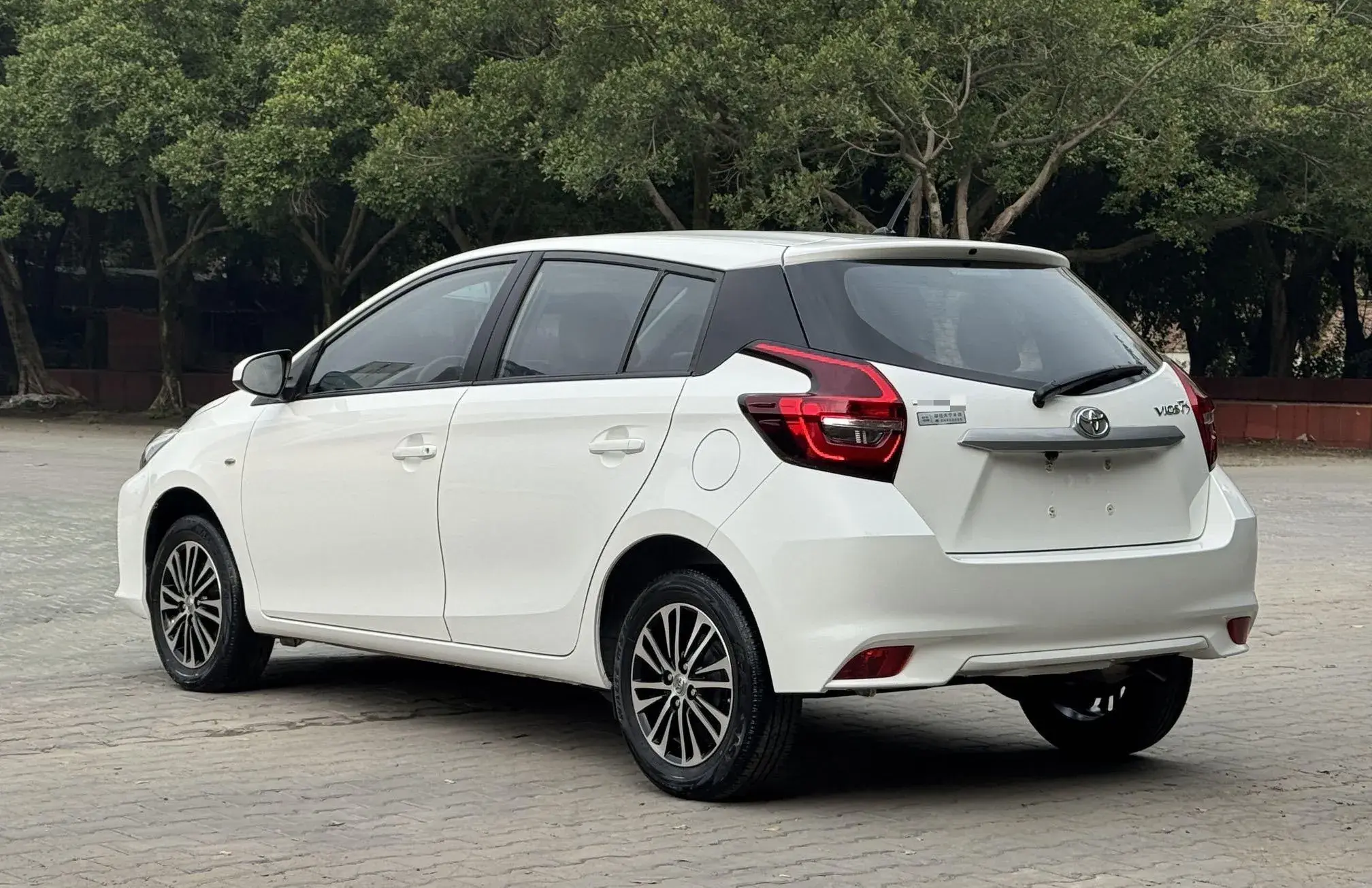 2021 TOYOTA VIOS thumbnail 3