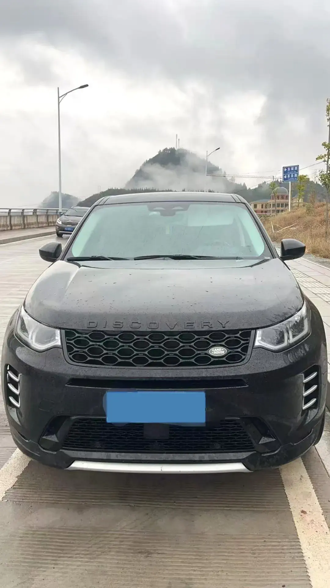 2024 LAND ROVER thumbnail 2