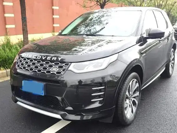 2024 LAND ROVER view 1