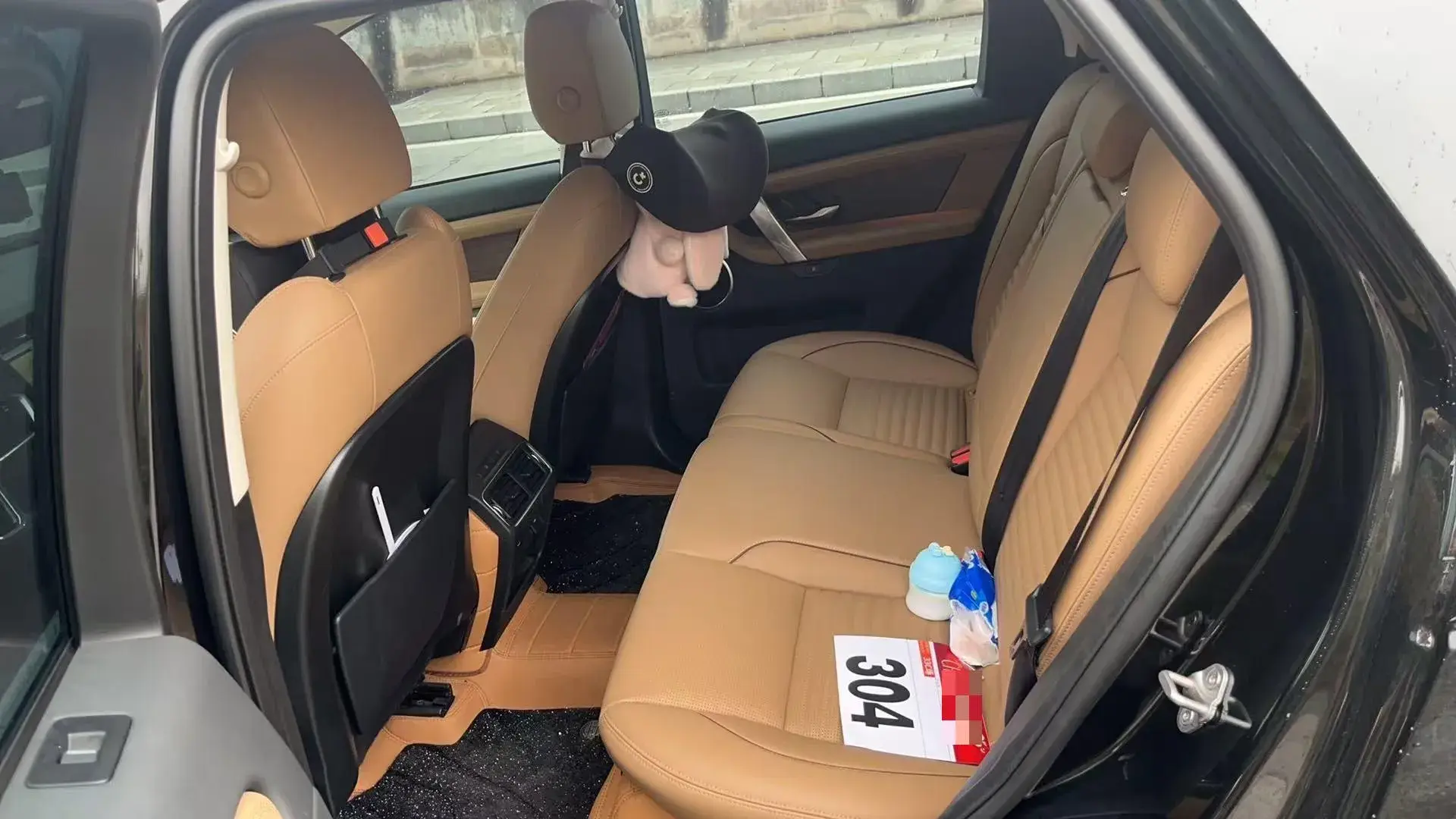 2024 LAND ROVER thumbnail 3