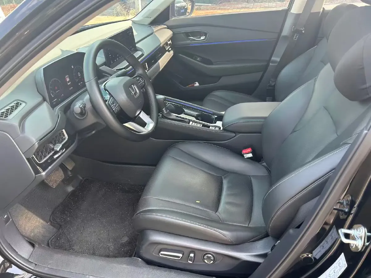 2025 Honda Inspire 1.5T 192HP L4 CVT,autocango,china used car exporter,china ev exporter,chinese used car exporter,chinese used ev exporter
