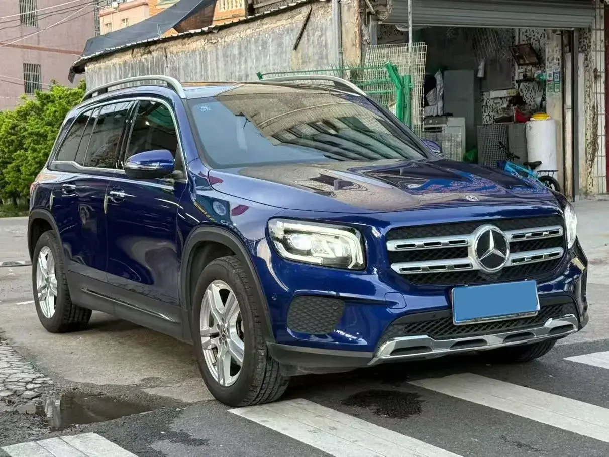 2020 MERCEDES-BENZ GLB thumbnail 3