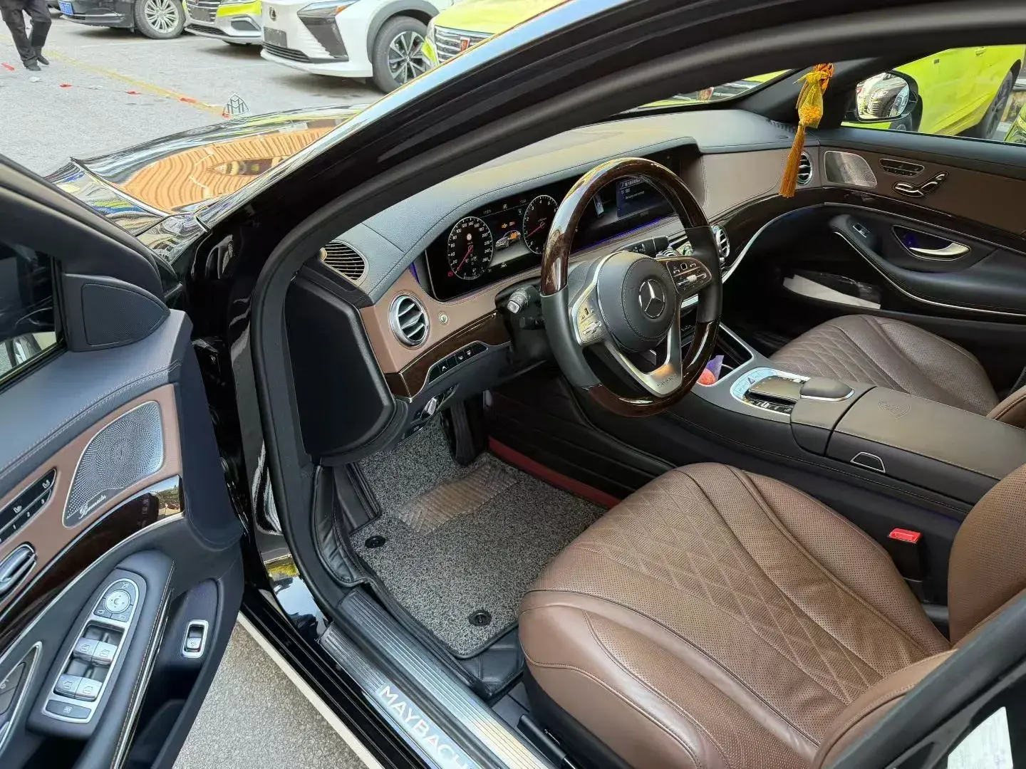 2020 MERCEDES-BENZ MAYBACH thumbnail 3