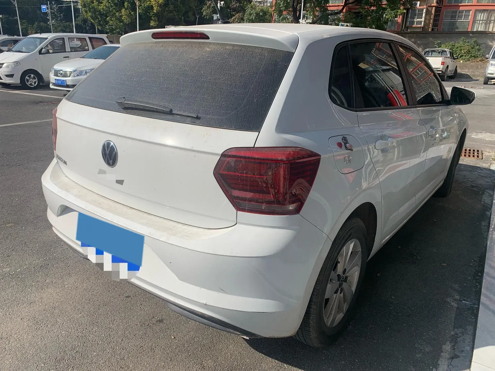 2023 VOLKSWAGEN POLO thumbnail 3