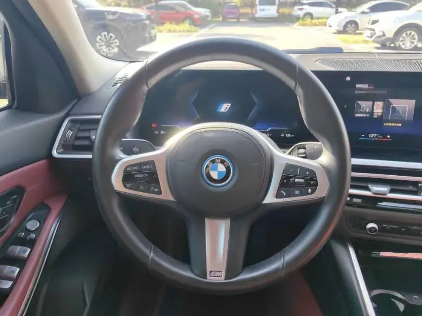 2022 BMW I3 thumbnail 4