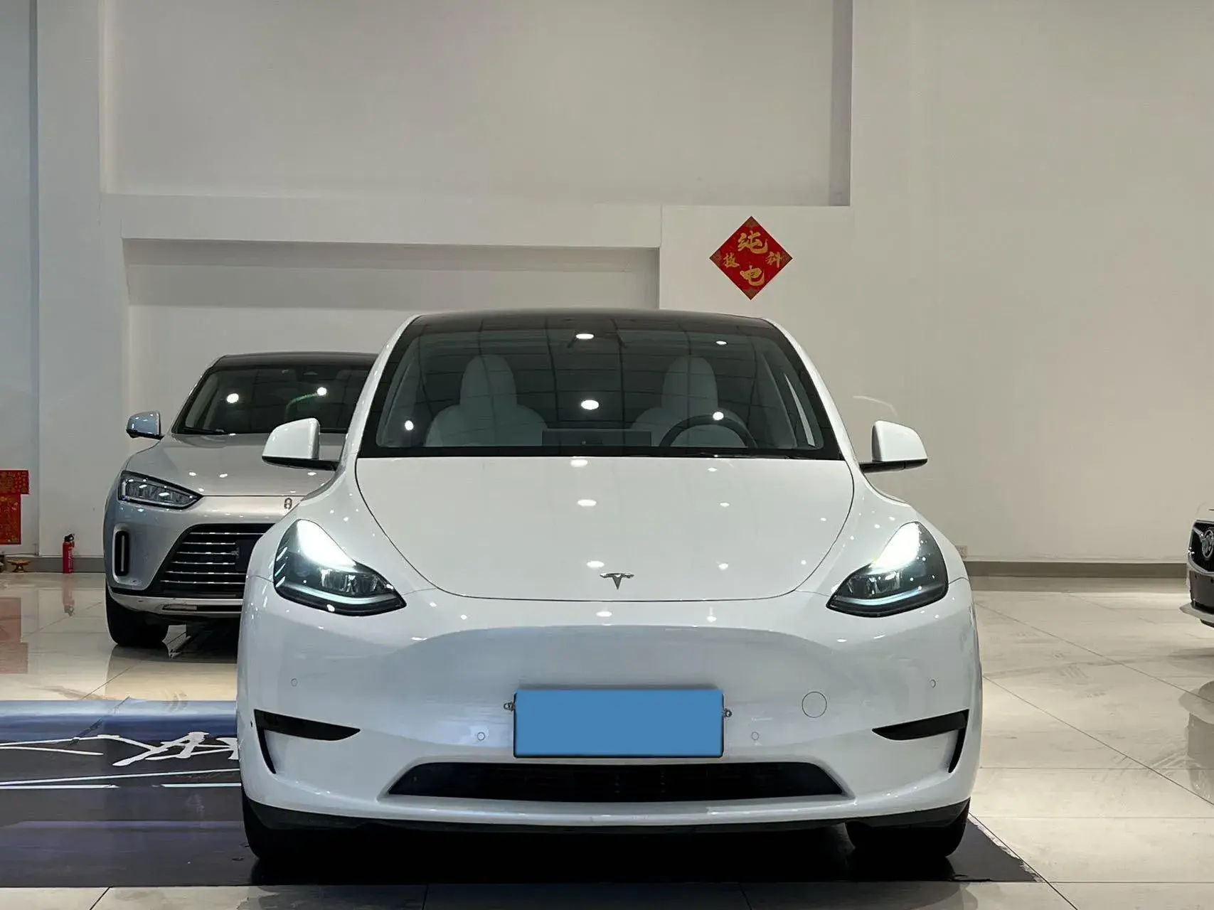 2022 TESLA MODEL thumbnail 2