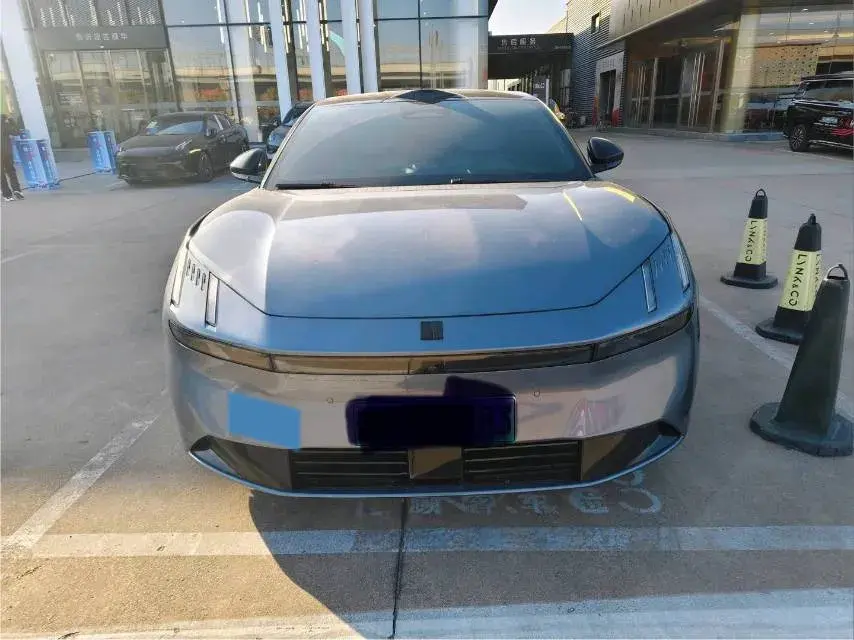 2024 LYNK&CO Z10 thumbnail 2