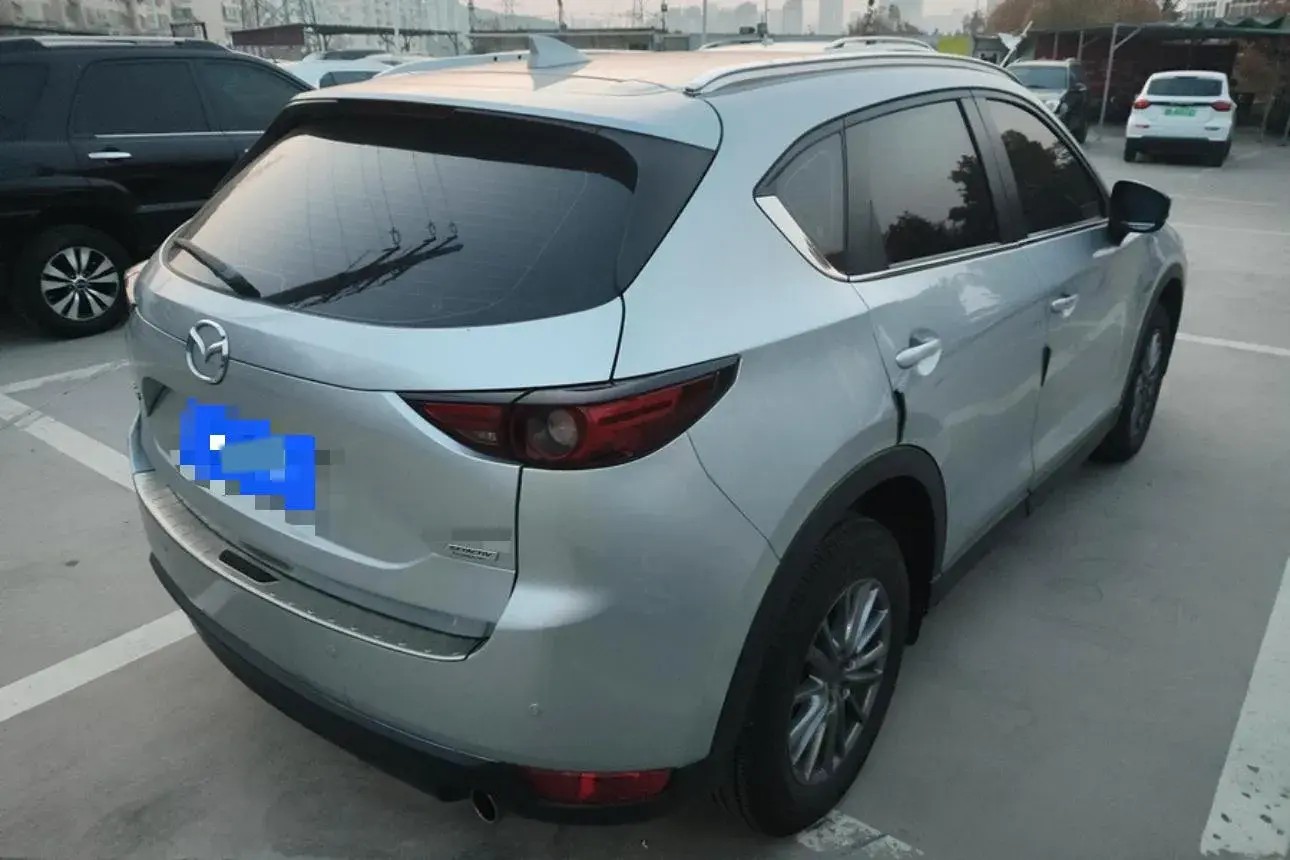 2017 MAZDA CX-5 thumbnail 2