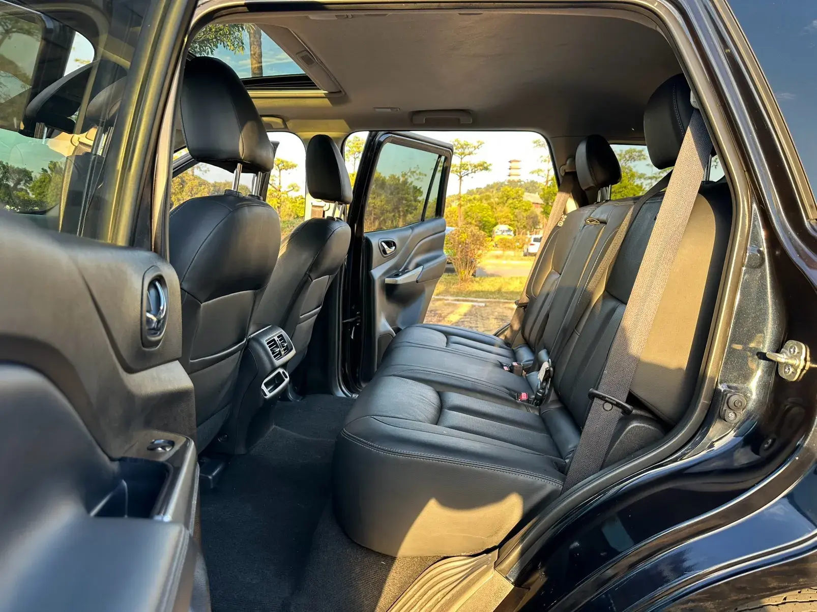 2020 NISSAN TERRA thumbnail 3