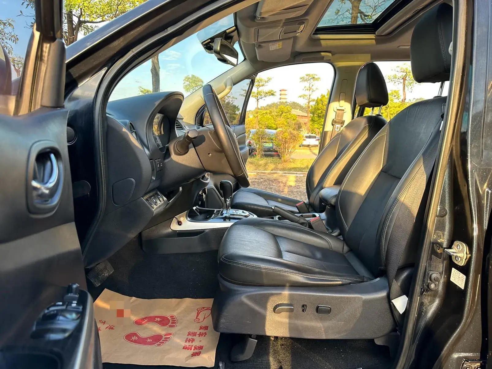 2020 NISSAN TERRA thumbnail 2