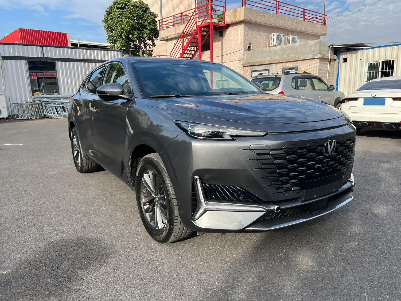 2024 CHANGAN UNI-K thumbnail 3