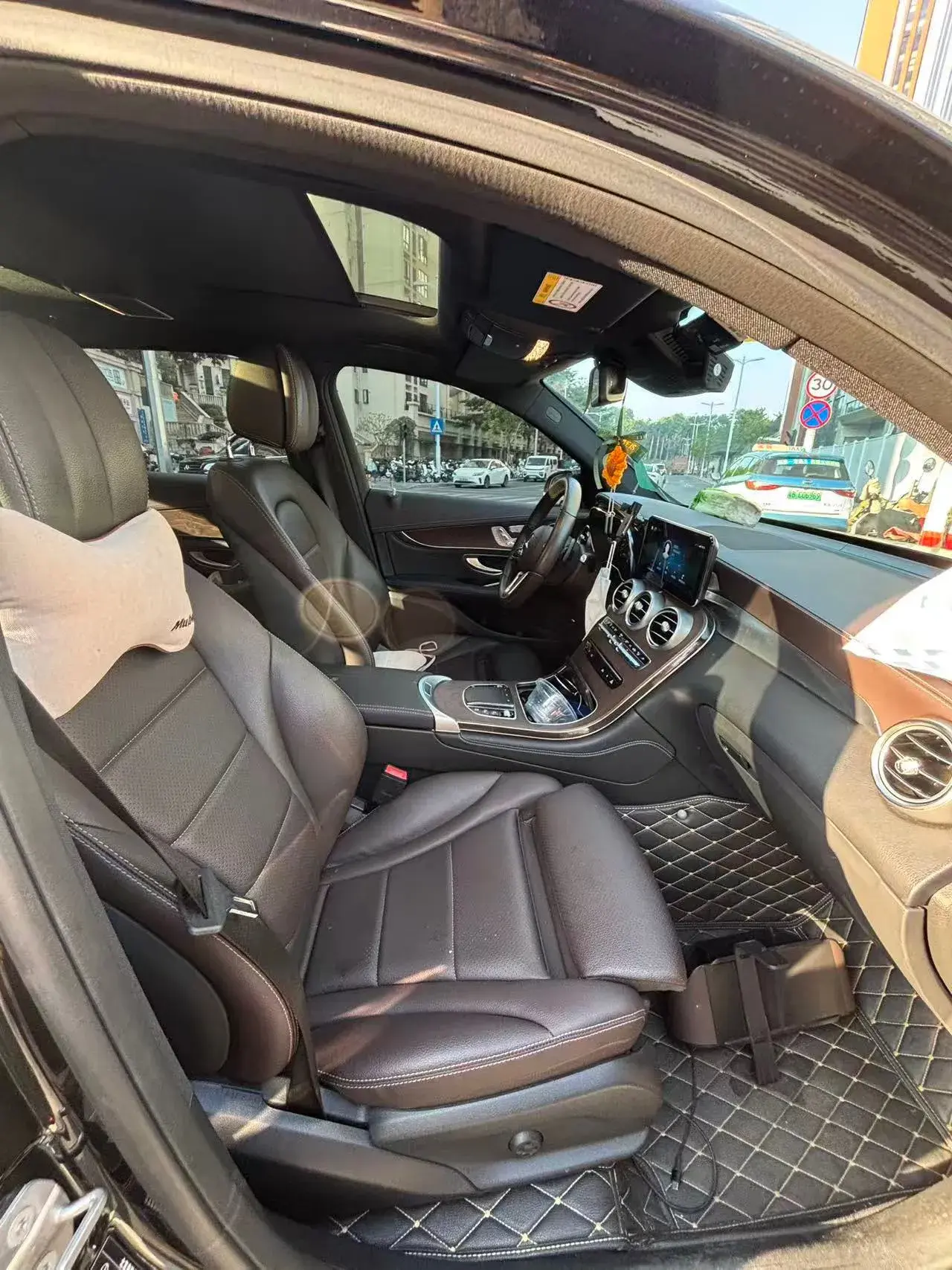 2021 MERCEDES-BENZ GLC thumbnail 3