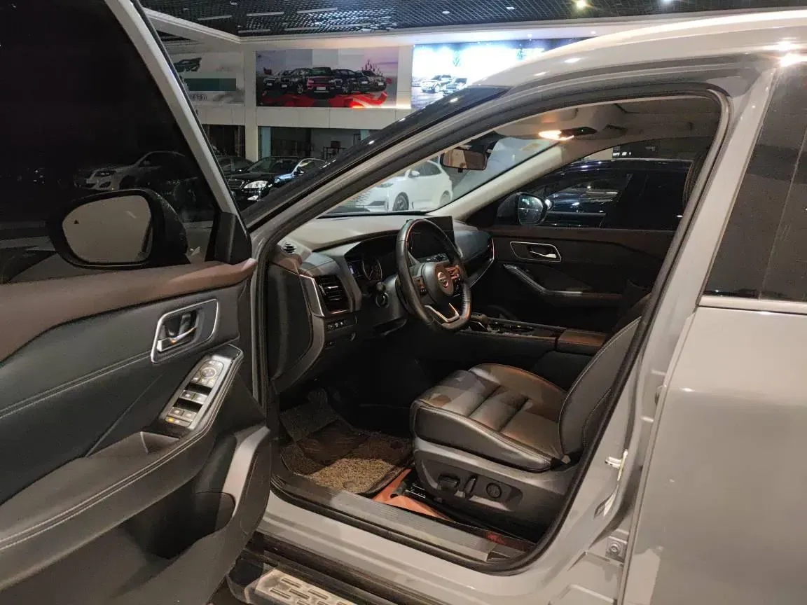 2019 Nissan X-Trail 2.0L 154HP L4 CVT,autocango,china used car exporter,china ev exporter,chinese used car exporter,chinese used ev exporter