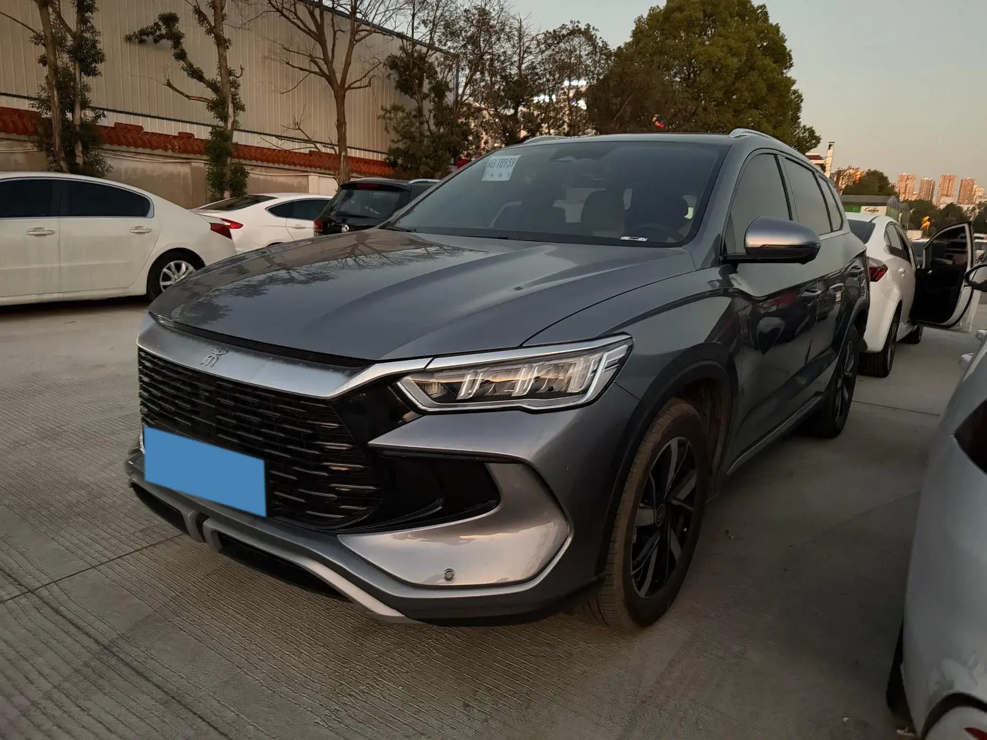 2024 BYD SONG view 1