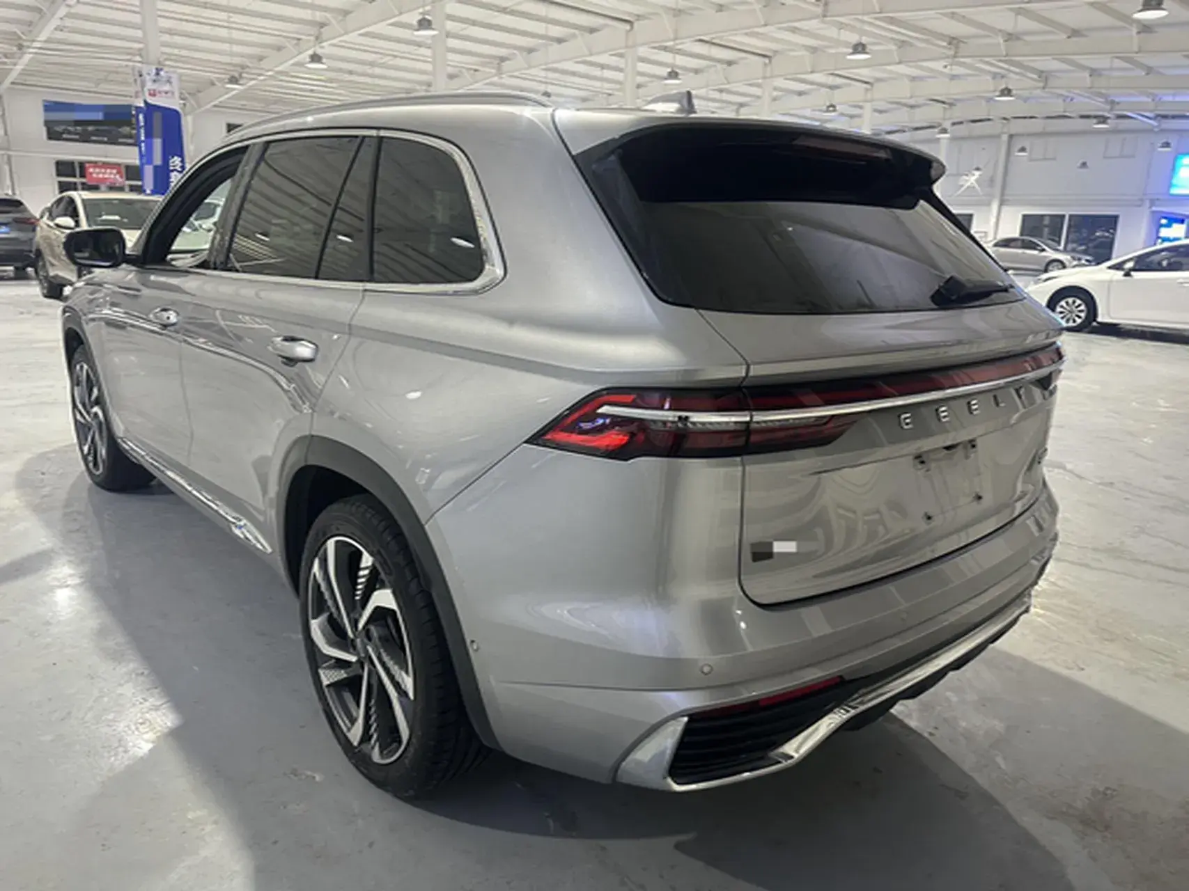 2021 GEELY MONJARO thumbnail 4