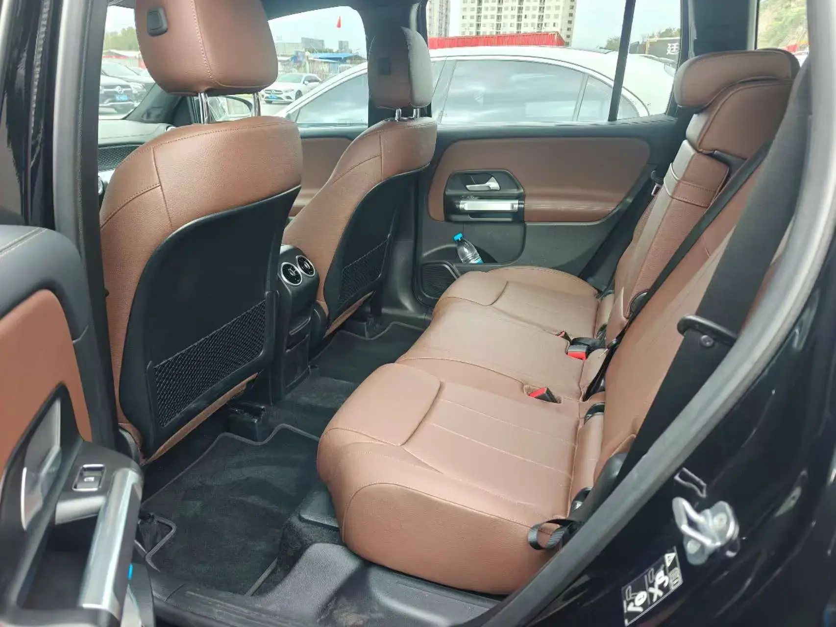 2024 MERCEDES-BENZ GLB thumbnail 3