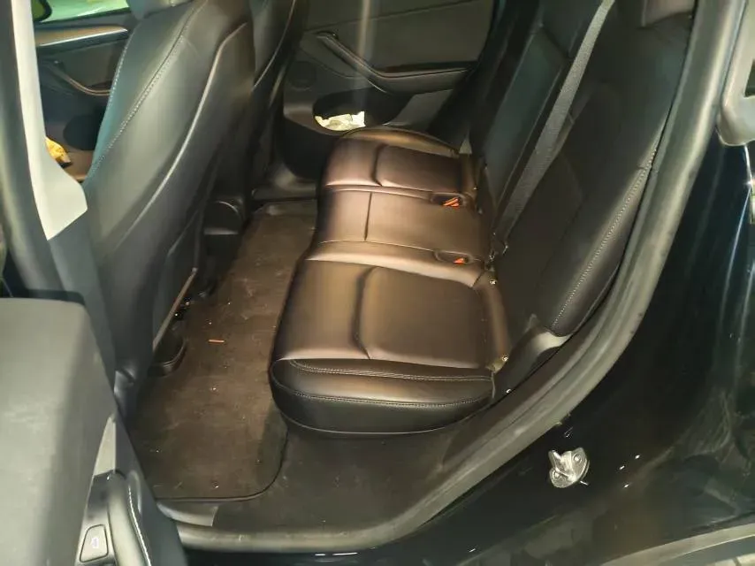 2022 Tesla Model Y BEV 60KWH,autocango,china used car exporter,china ev exporter,chinese used car exporter,chinese used ev exporter