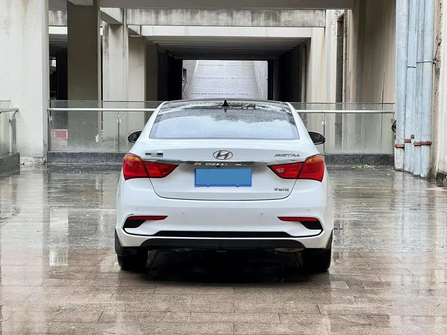 2017 HYUNDAI MISTRA thumbnail 3