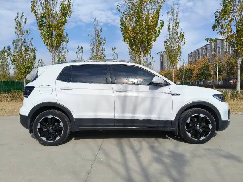 2021 VOLKSWAGEN TACQUA thumbnail 3