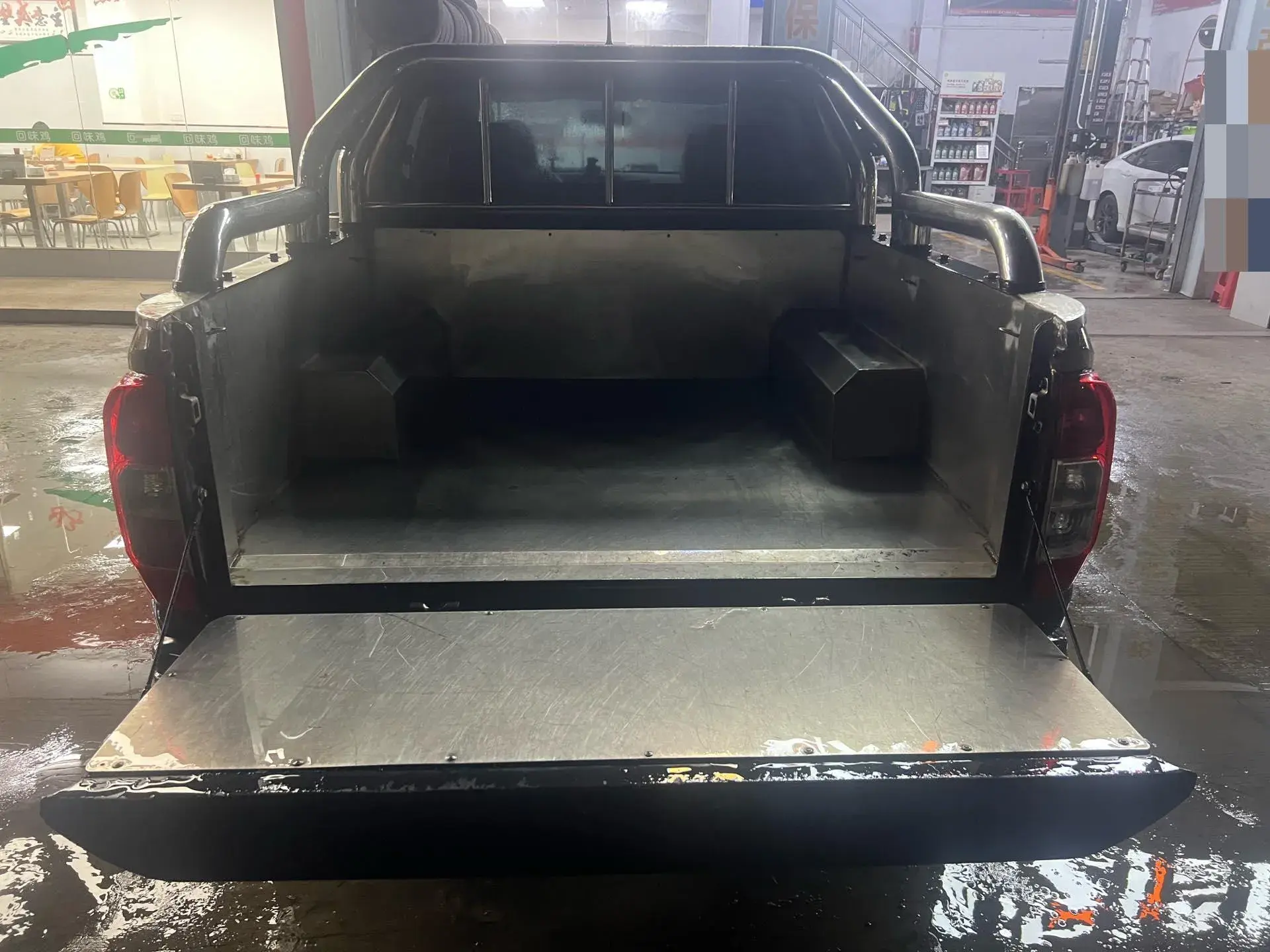 2021 NISSAN NAVARA thumbnail 4