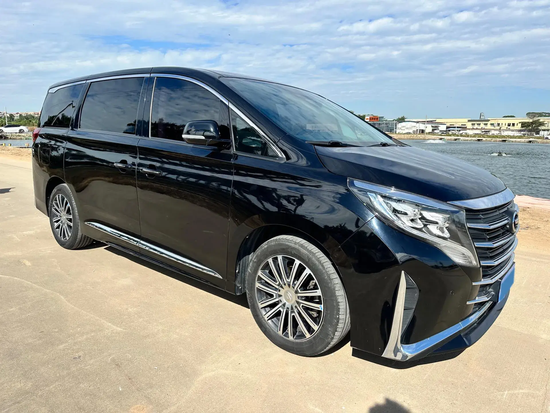 2021 GAC TRUMPCHI thumbnail 4