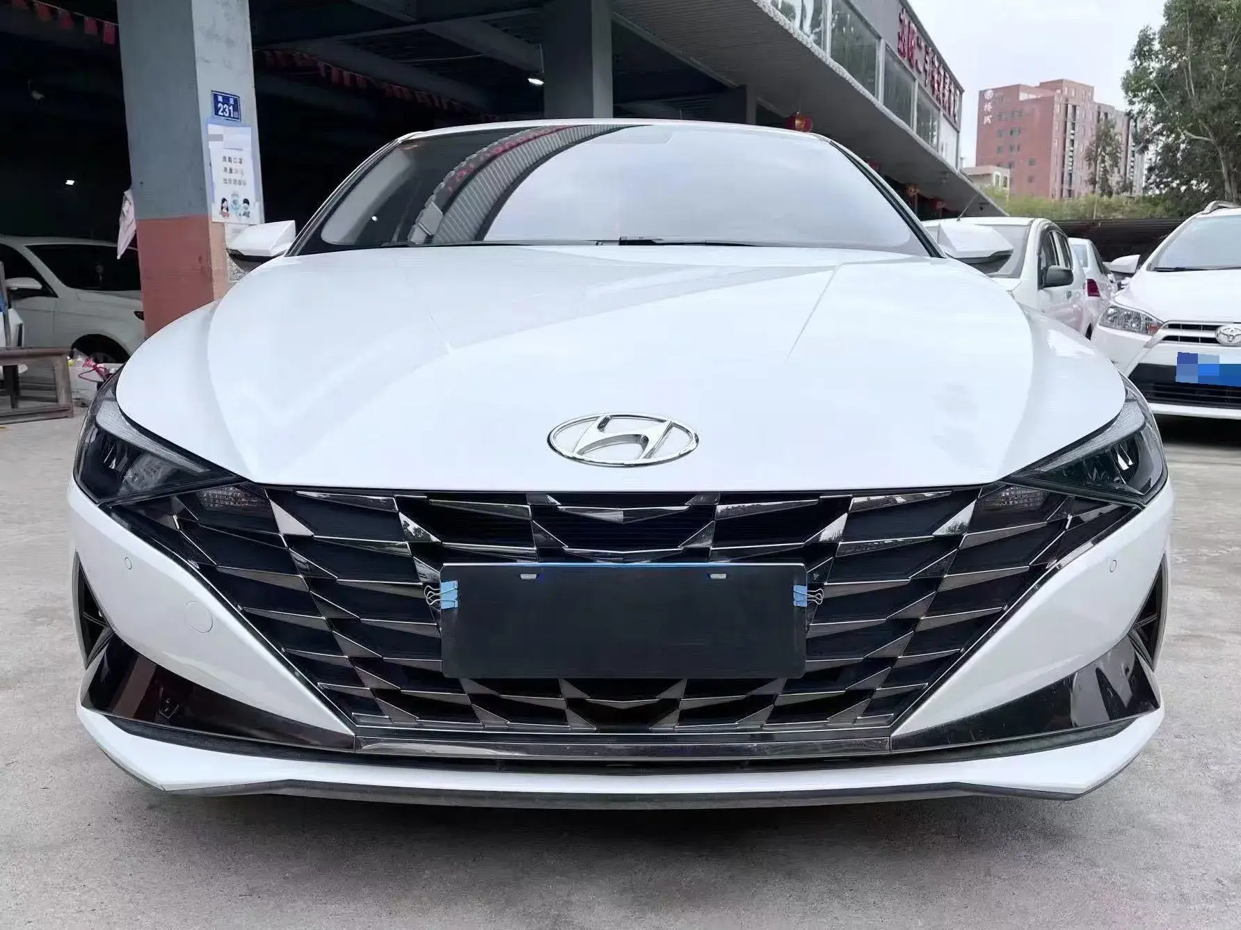 2021 HYUNDAI ELANTRA thumbnail 2