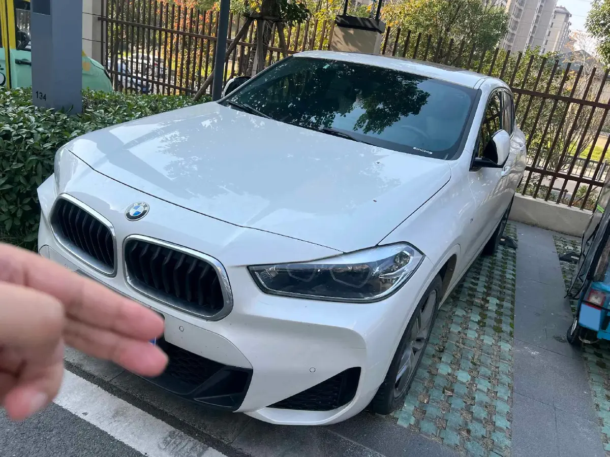 2021 BMW X2 2.0T 192HP L4 7DCT