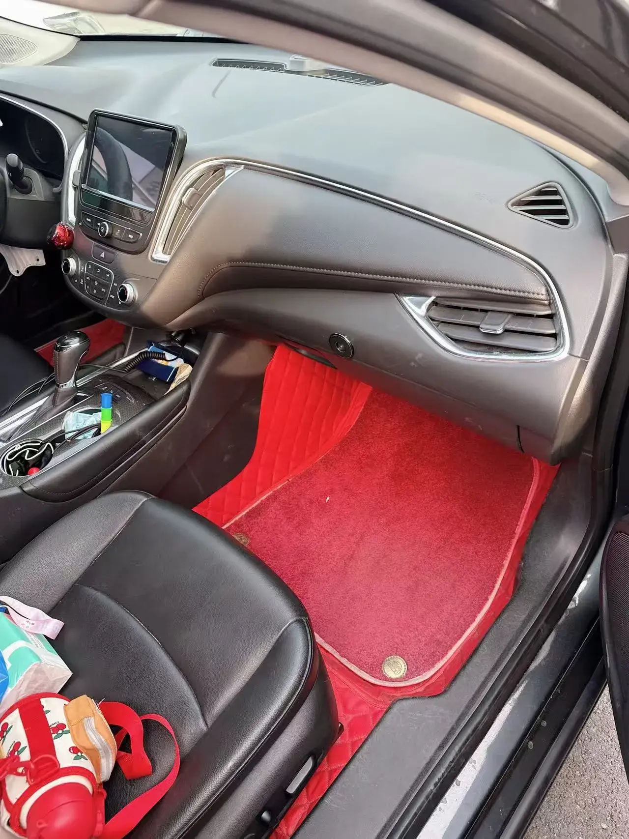 2018 CHEVROLET MALIBU thumbnail 4