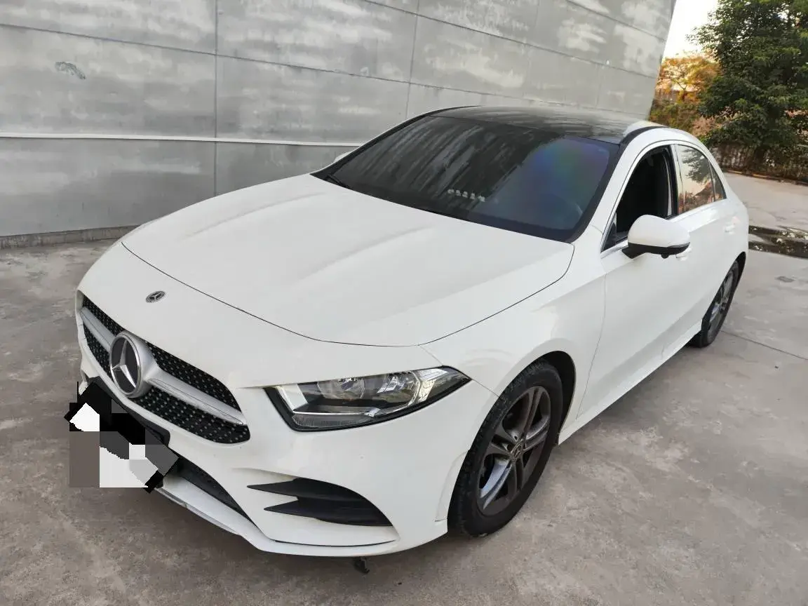 2022 MERCEDES-BENZ A view 1