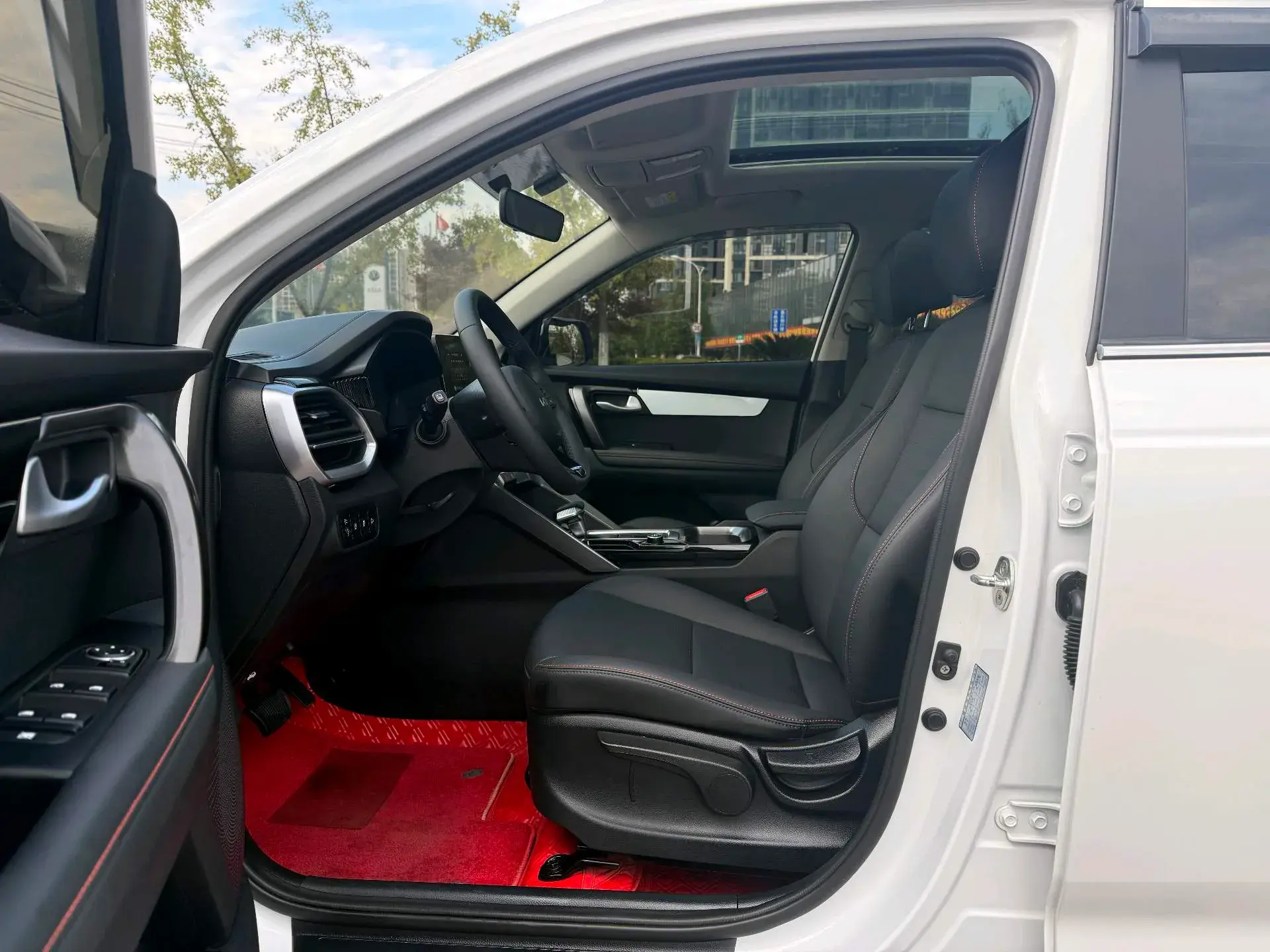 2021 KIA SPORTAGE thumbnail 3