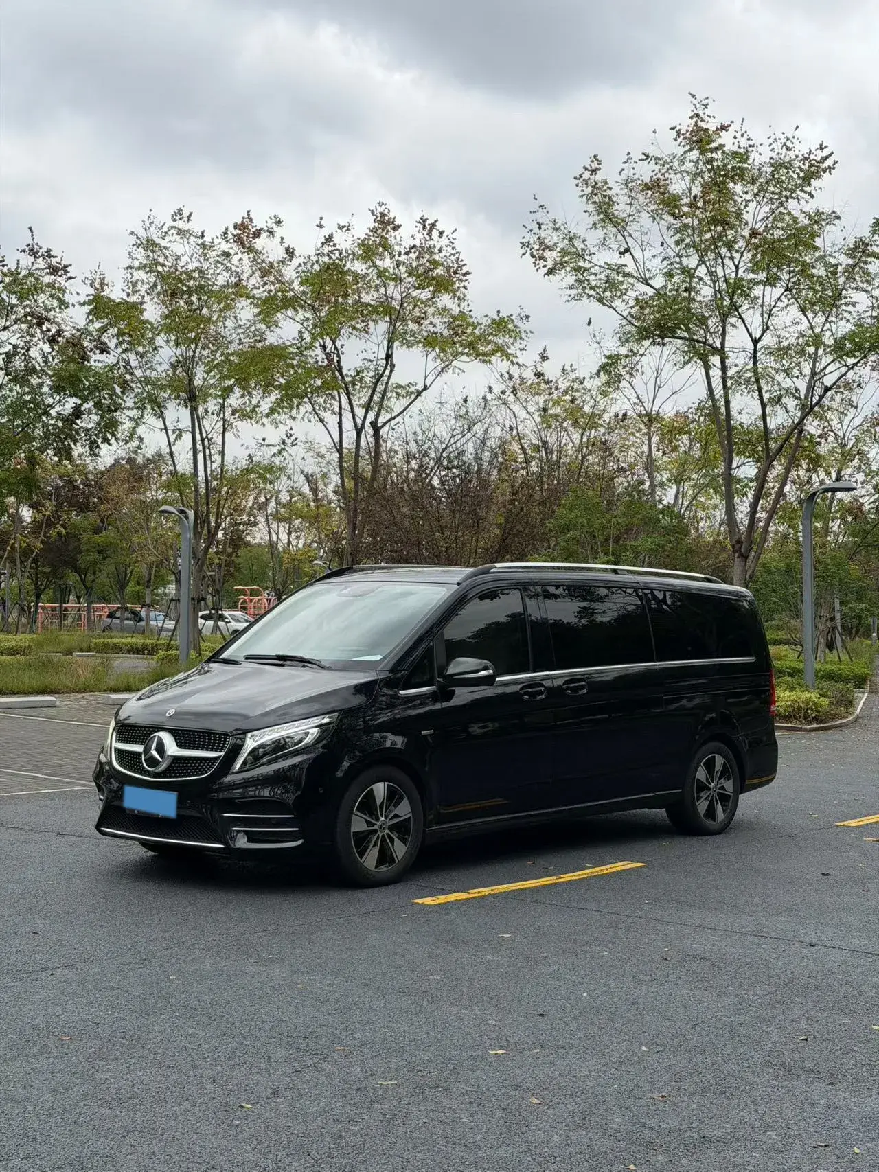 2021 MERCEDES-BENZ V view 1