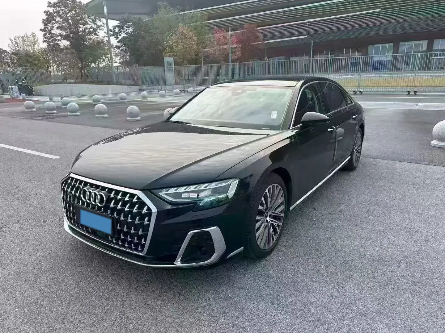 2025 AUDI A8 view 1
