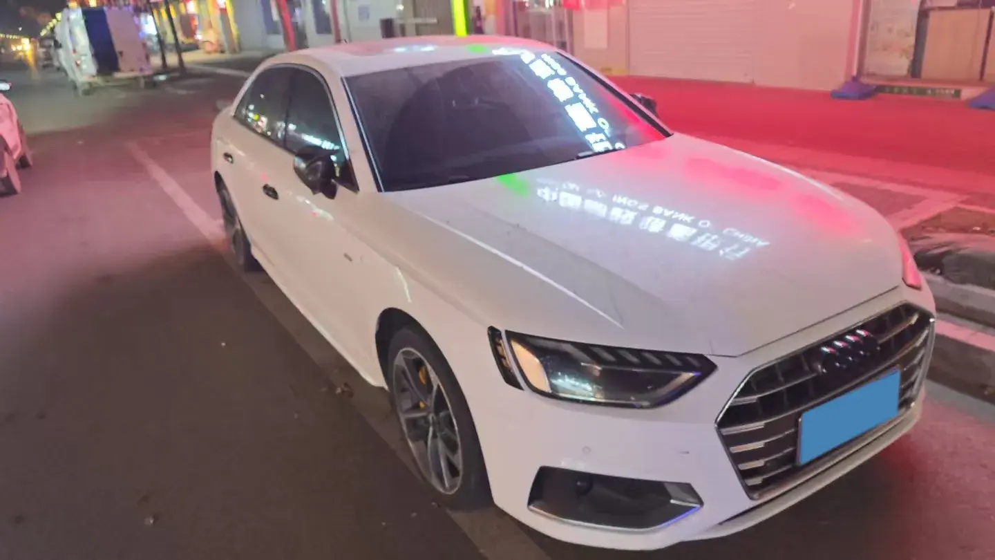 2020 AUDI A4L thumbnail 2