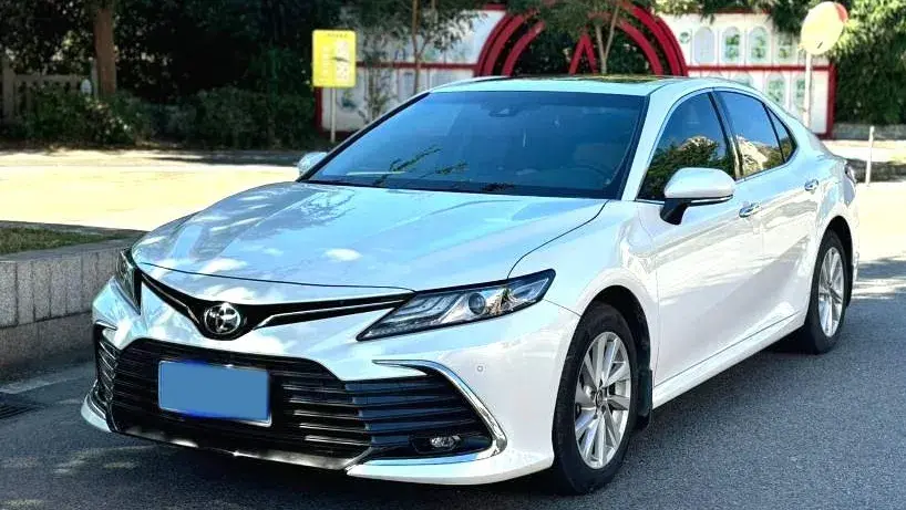 2021 TOYOTA CAMRY view 1