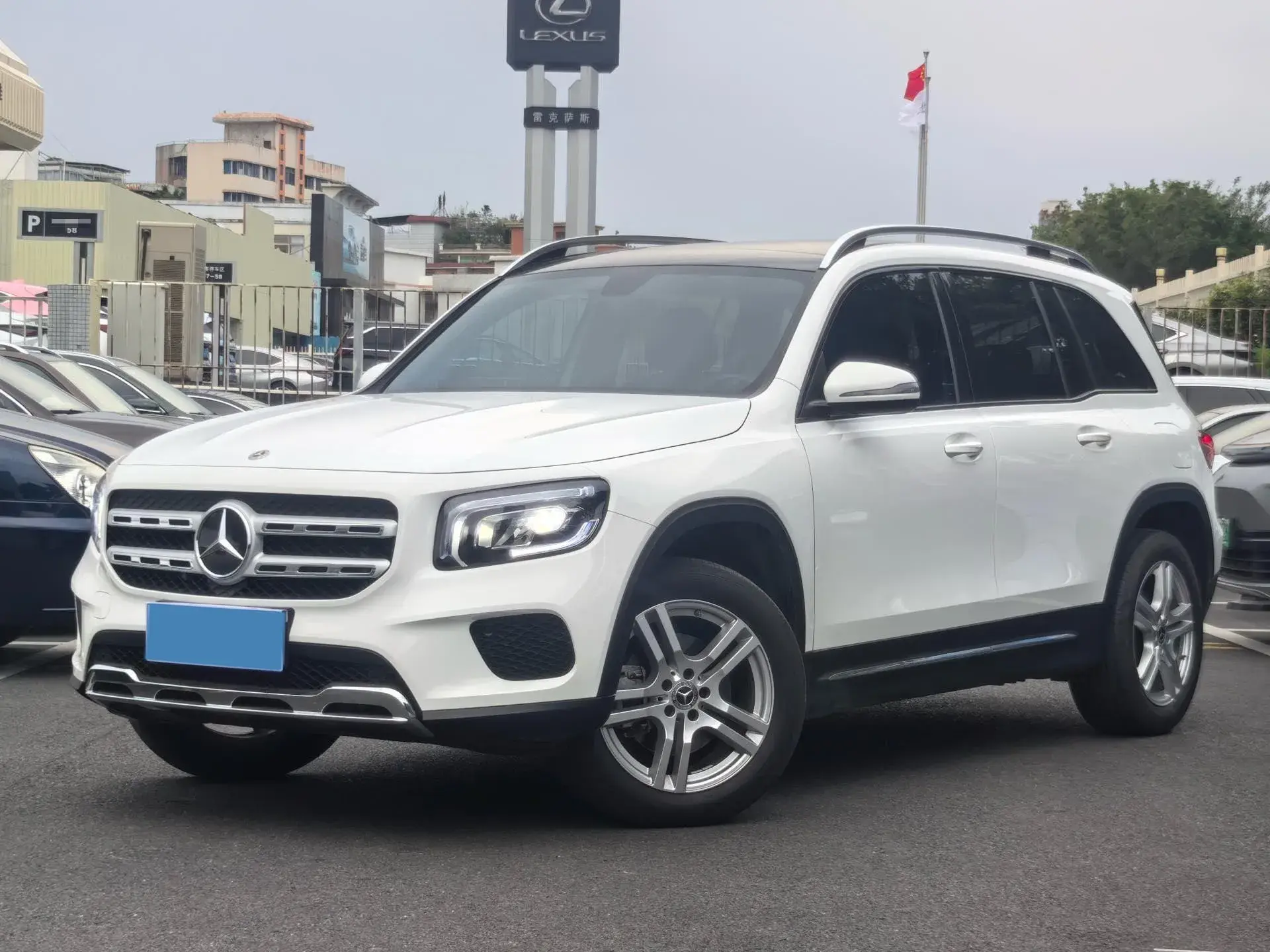 2023 MERCEDES-BENZ GLB thumbnail 2