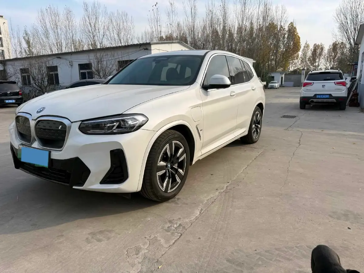 2024 BMW iX3 BEV 80KWH