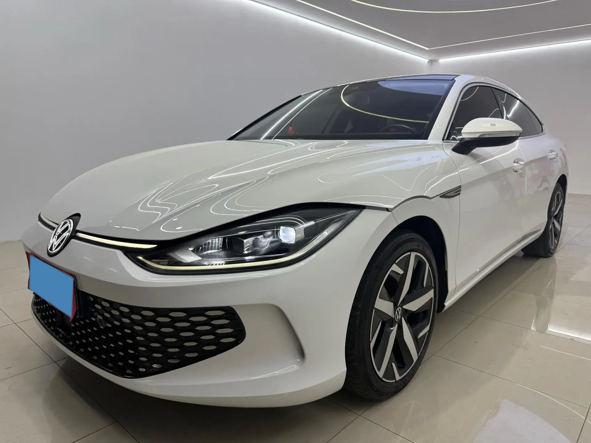 2022 VOLKSWAGEN LAMANDO view 1