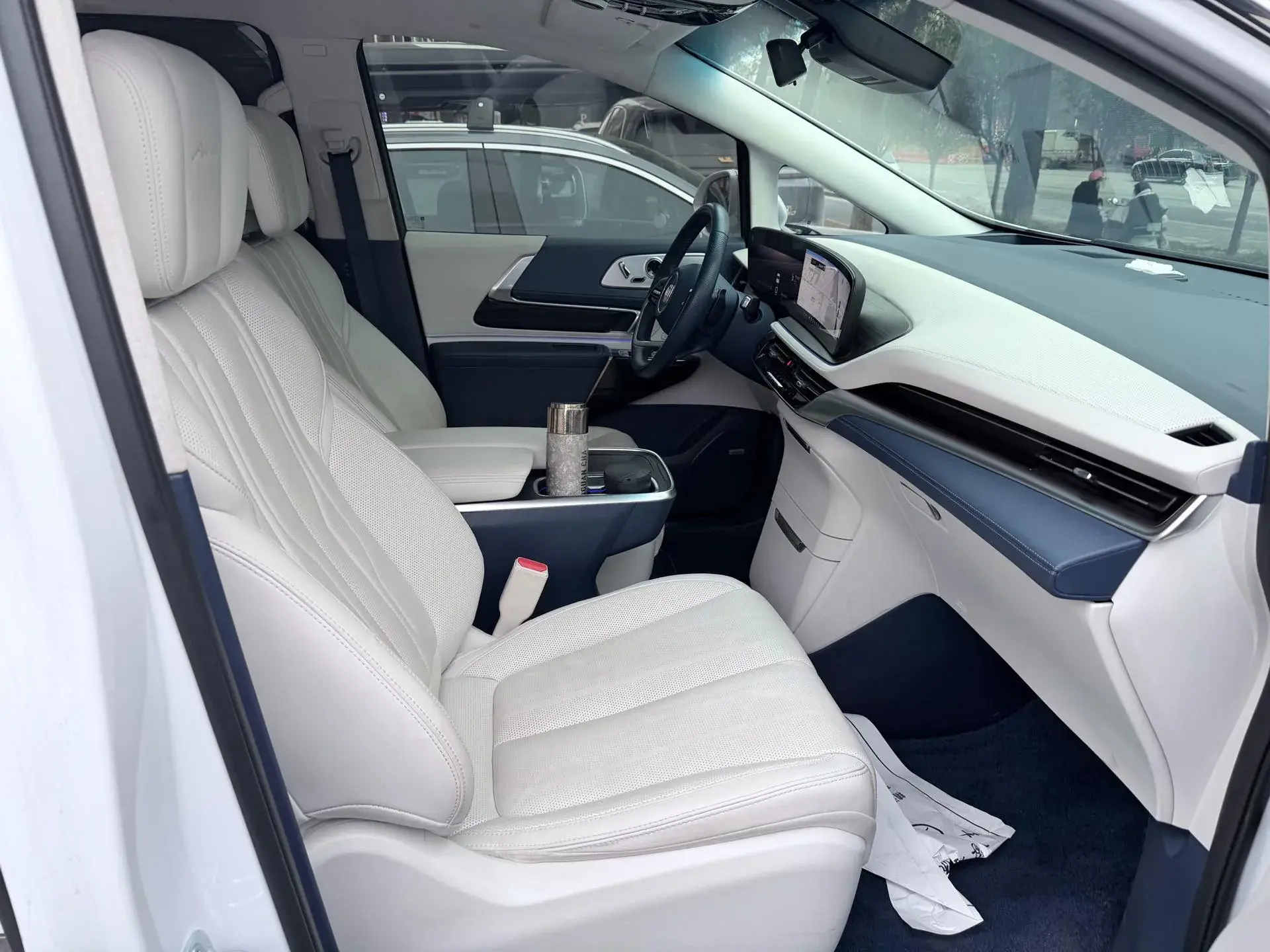 2023 BUICK CENTURY thumbnail 4