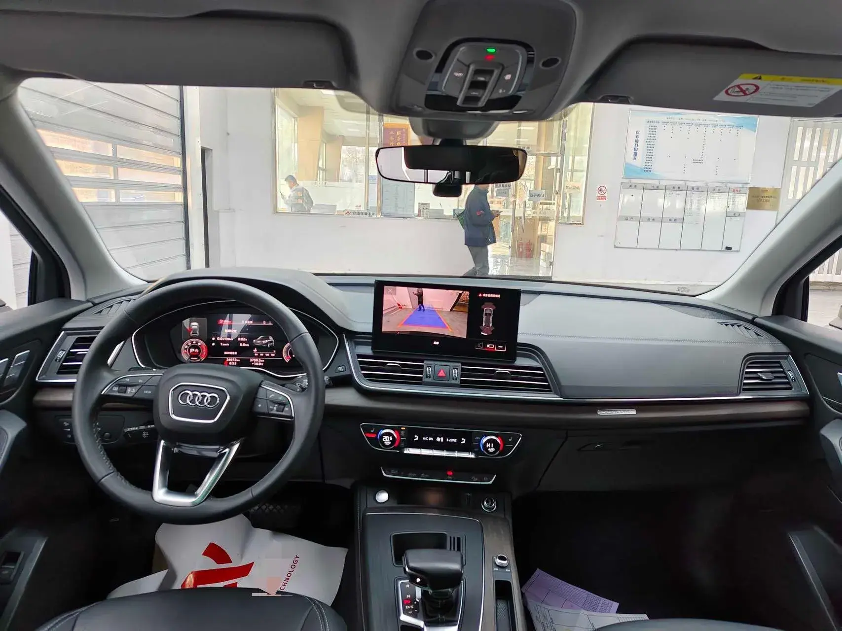 2022 AUDI Q5L thumbnail 4