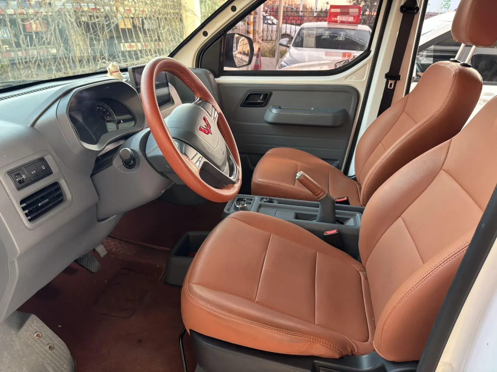 2024 WULING YANGGUANG thumbnail 4