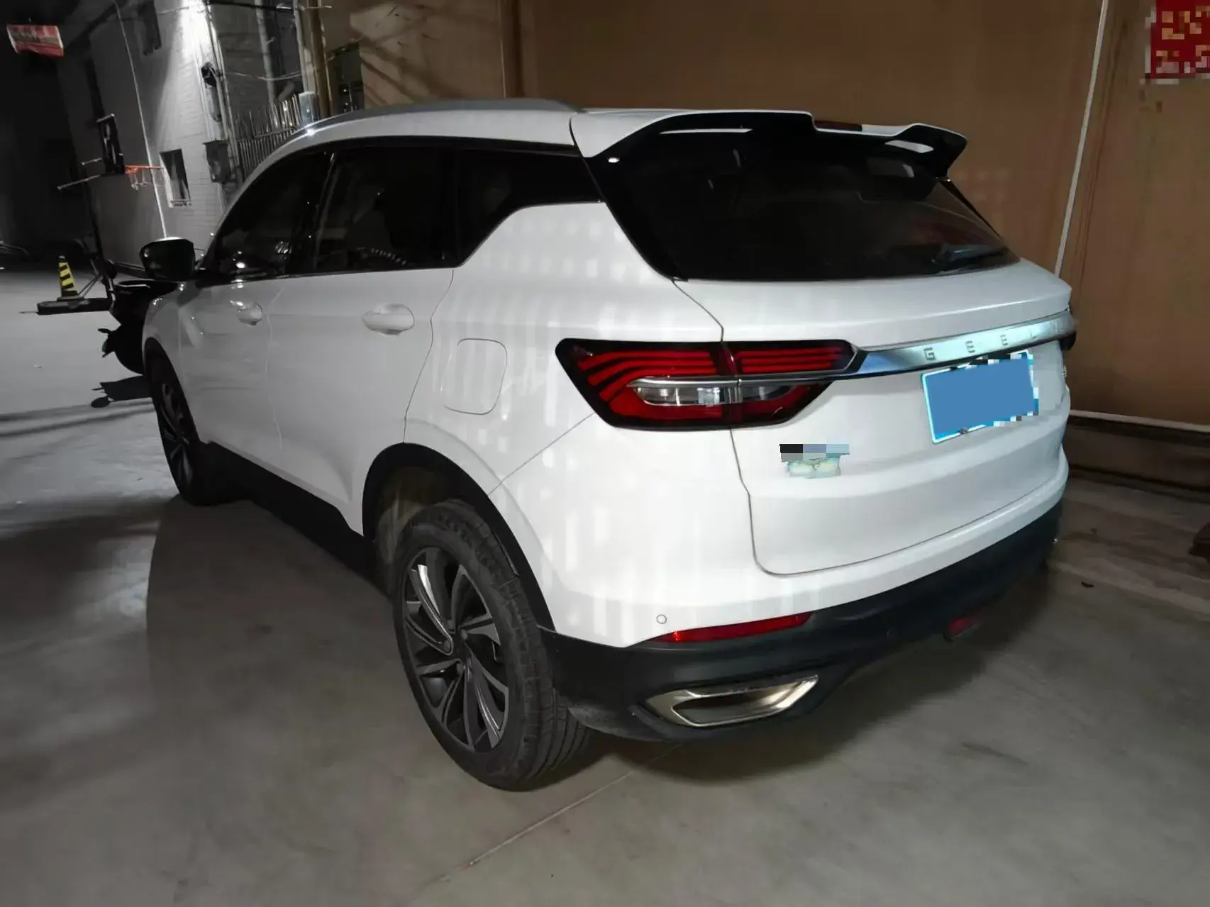 2019 GEELY COOLRAY thumbnail 2