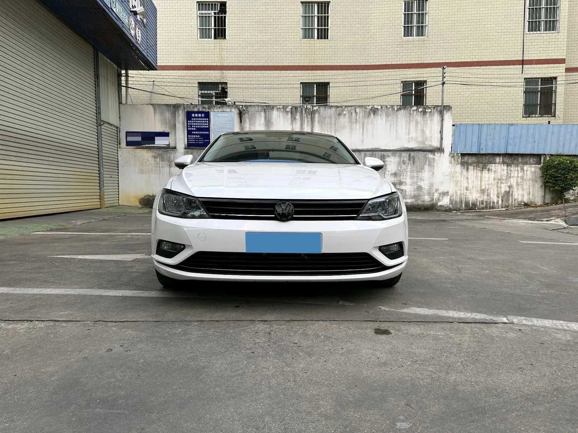 2018 VOLKSWAGEN LAMANDO thumbnail 3