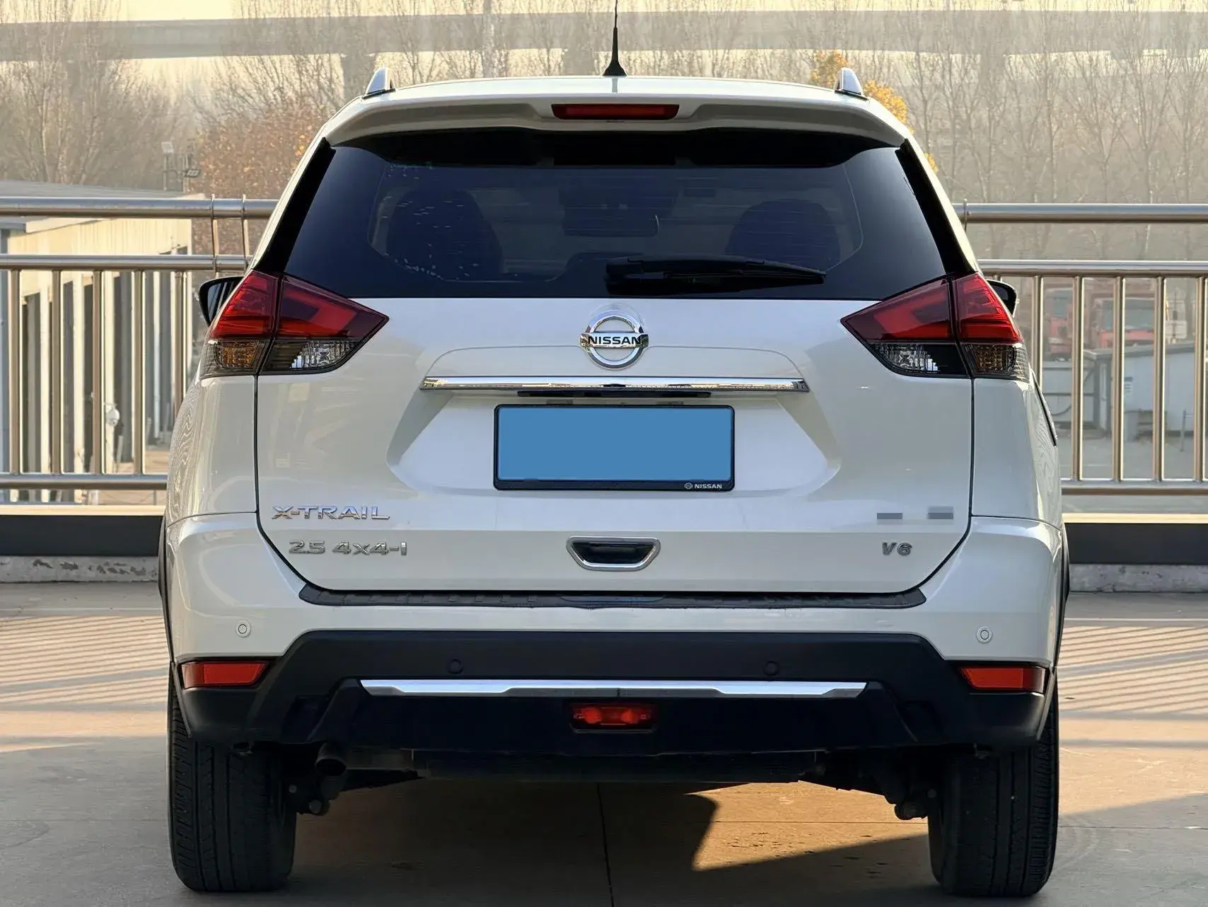 2021 NISSAN X-TRAIL thumbnail 3